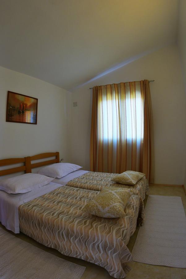 Apartment Ivica Мали Дървеник Екстериор снимка